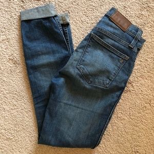 Madewell Size 24 Ripped Jeans
